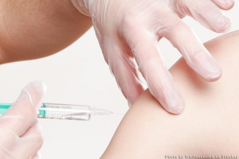 Πιερρακάκης: Απλός ο τρόπος ραντεβού για το εμβόλιο