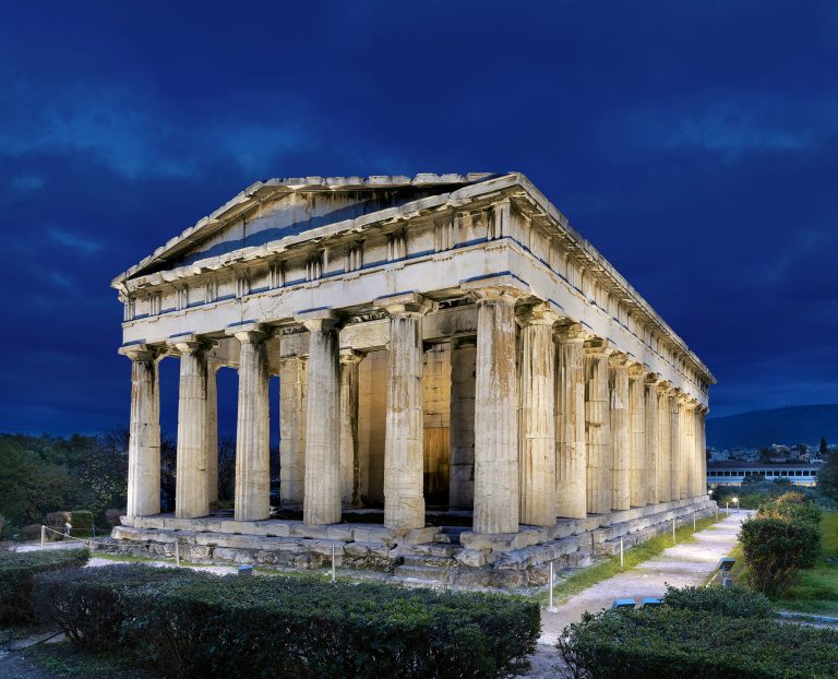 ΥΠ.ΠΟ.Α.: Νέος φωτισμός στον ναό του Ηφαίστου και στο μνημείο Φιλοπάππου