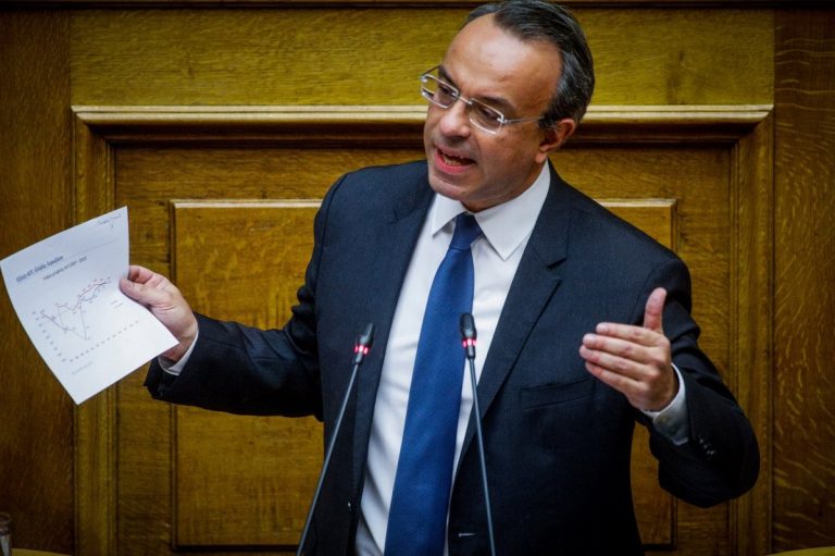 Σταϊκούρας: «Άντληση ρευστότητας 2 δισ. Ευρώ – Μείωση δημόσιου χρέους κατά περίπου 620 εκατ. ευρώ»
