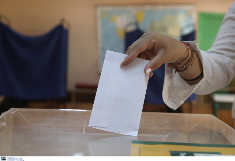 Δημοτικές και Περιφερειακές εκλογές: Εννέα αλλαγές που θα ισχύσουν από το 2023