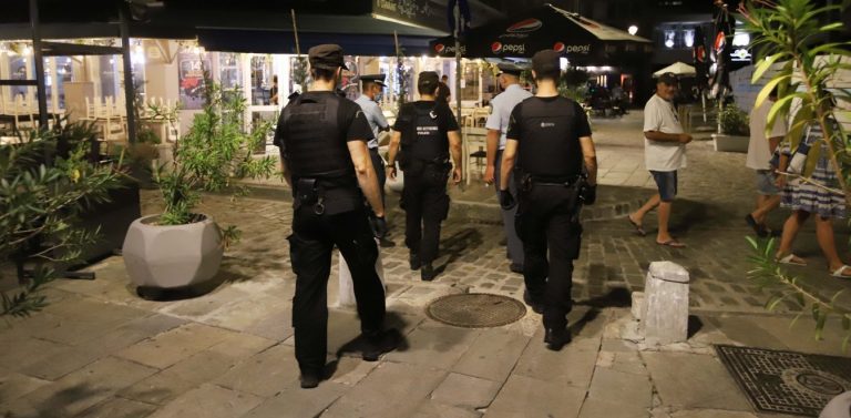 Κορονοϊός: 1.134 παραβάσεις, 10 συλλήψεις σε ελέγχους της ΕΛ.ΑΣ – Συλλήψεις και πρόστιμα σε οίκο ανοχής