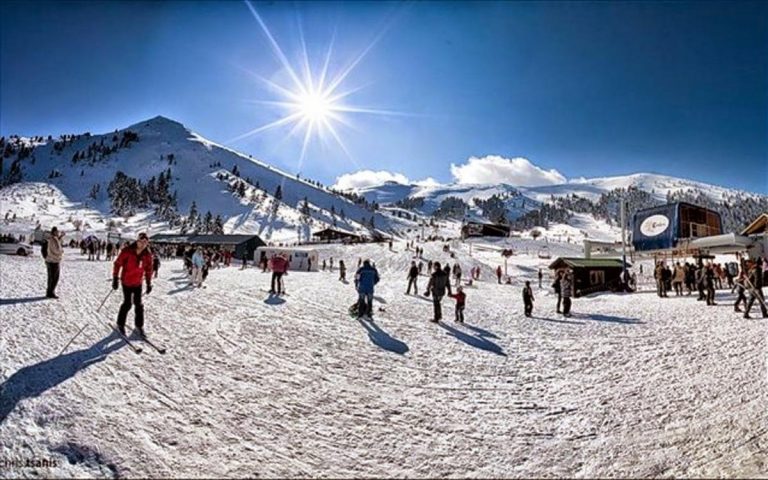 Γεωργιάδης: «Πιθανή η μετακίνηση εκτό περιφέρειας»  – Εξετάζεται άνοιγμα των χιονοδρομικών κέντρων