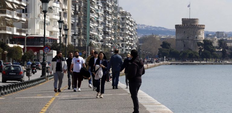 Κορονοϊός: Ανησυχία και για Θεσσαλονίκη –Διπλάσιο το ιικό φορτίο στα λύματα