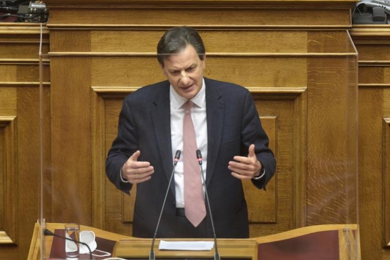 Θ. Σκυλακάκης για εστίαση: “Χάθηκε τζίρος 1,8 δισ. ευρώ το 2020”