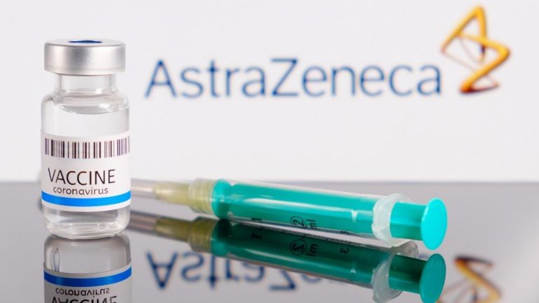 Νέες καθυστερήσεις στις παραδόσεις των εμβολίων της στην ΕΕ ανακοίνωσε η AstraZeneca