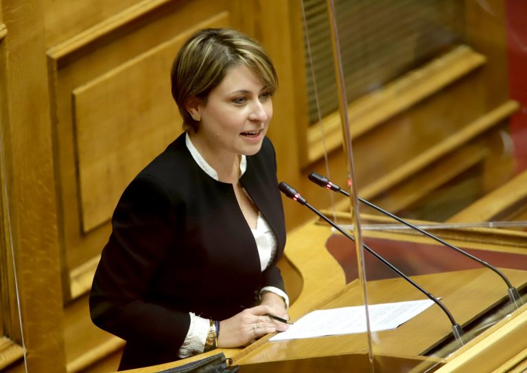 Χριστίνα Αλεξοπούλου: “Στους Υπουργούς το κτηριακό ζήτημα του Ε.Ε.Ε.ΕΚ Αχαΐας”