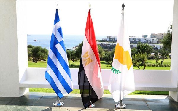 Ελλάδα – Κύπρος – Αίγυπτος: Υπέγραψαν πρόγραμμα τριμερούς στρατιωτικής συνεργασίας