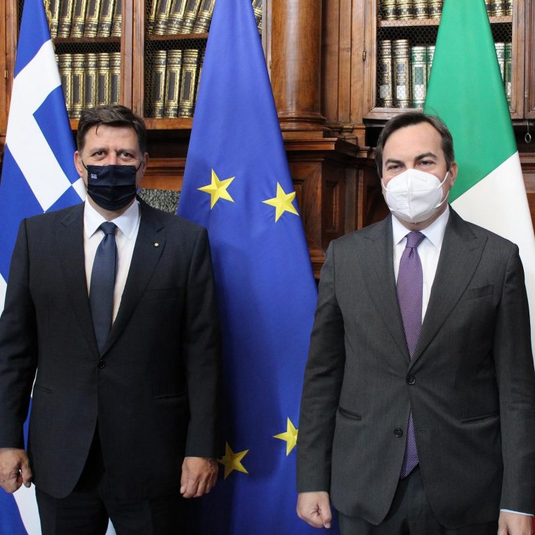 Μ. Βαρβιτσιώτης: “Ιταλία και Ελλάδα θέλουμε περιβάλλον ασφάλειας στη Μεσόγειο”