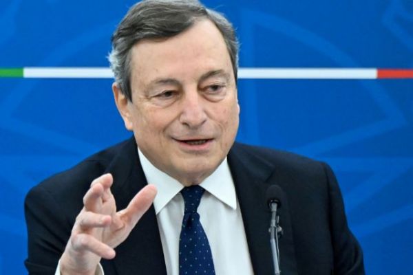 Μ. Ντράγκι: Είχε υποσχεθεί ότι θα διασώσει την ευρωζώνη με κάθε κόστος – Σήμερα κάνει το ίδιο για την Ιταλία