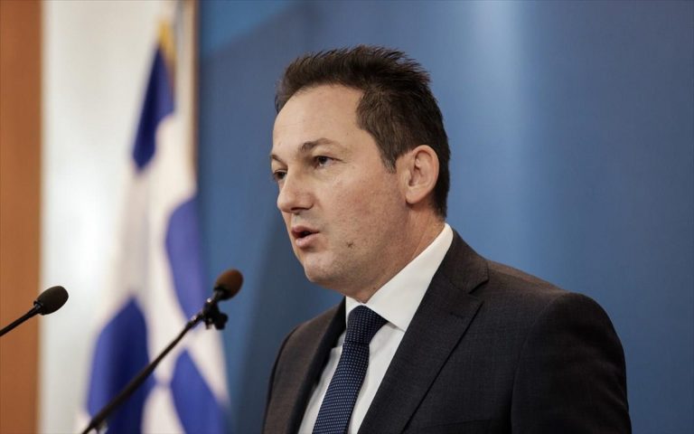 Στ. Πέτσας : “Είναι δύσκολο να επιτρέπονται μετακινήσεις για τους τουρίστες & όχι για τους  Έλληνες”