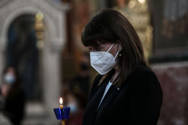 K. Σακελλαροπούλου: “Η φετινή Ανάσταση να σημάνει το τέλος της πανδημίας”