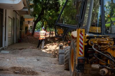Δήμος Αθηναίων: Αποκατάσταση πεζοδρομίων και περιβαλλοντική αναβάθμιση σε 410 δρόμους της πόλης