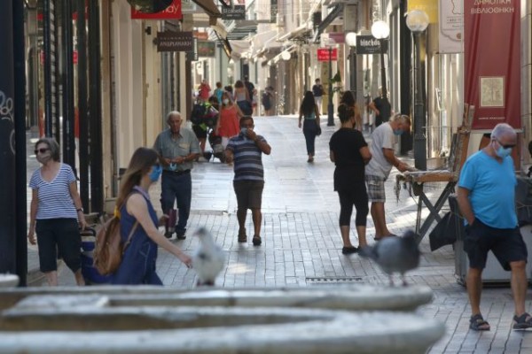 Προς μίνι lockdown και απαγόρευση κυκλοφορίας τέσσερις πόλεις της Ελλάδας