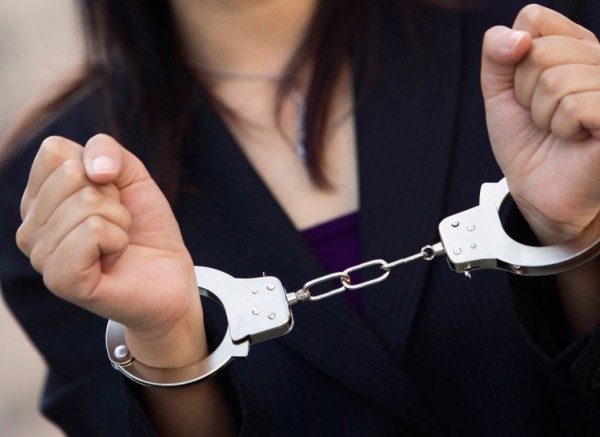 Ποινική δίωξη στην πασίγνωστη παίκτρια ριάλιτι και στον σύντροφό της για τα επτά κιλά κοκαΐνης