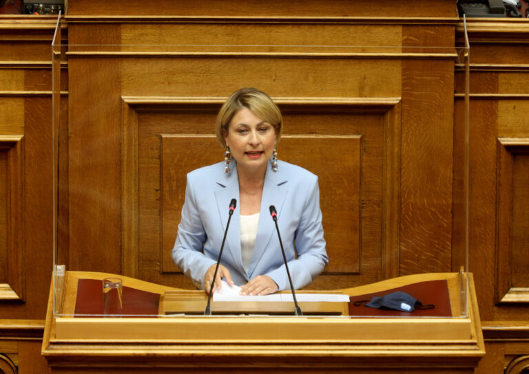 Χριστίνα Αλεξοπούλου: Δήλωση για τη Διεθνή Ημέρα Δημοκρατίας.