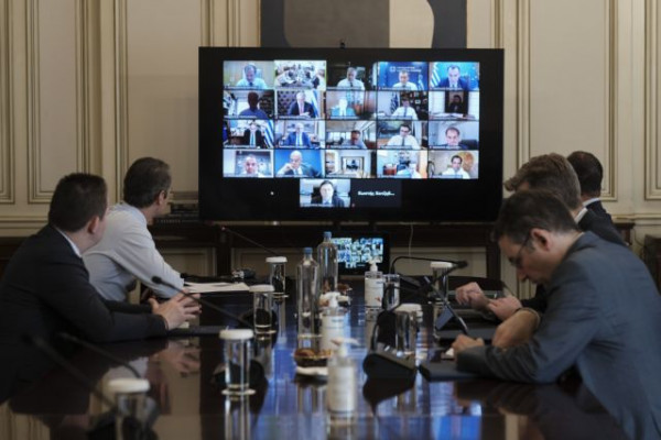 Σε εξέλιξη το υπουργικό Συμβούλιο μέσω τηλεδιάσκεψης υπό την προεδρία του πρωθυπουργού