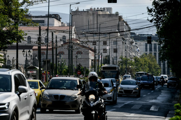 Δήμος Αθηναίων – Πώς θα εκδίδει την κάρτα μόνιμου κατοίκου για την είσοδο στον Δακτύλιο