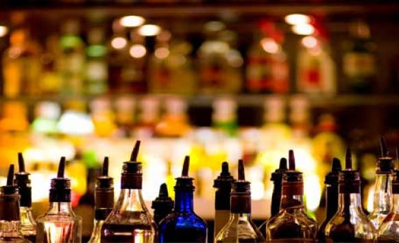 Θεσσαλονίκη – Συλλήψεις τεσσάρων ατόμων για λαθραία ποτά από Βουλγαρία