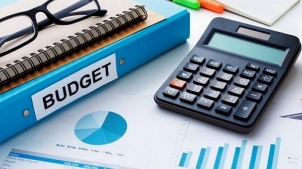 Προσχέδιο προϋπολογισμού – Ανάπτυξη 6,1% φέτος και 4,5% το 2022