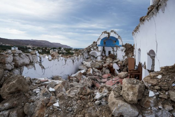 Σεισμός στην Κρήτη – Το εκκλησάκι που κατέρρευσε από τα 6,3 Ρίχτερ ήταν αυτό που έγινε νονά η Ντέμι Μουρ