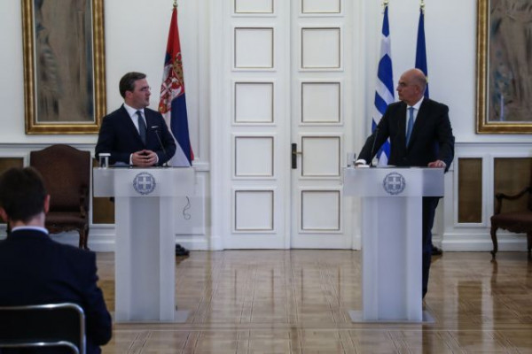N. Δένδιας με Ν. Σελάκοβιτς για στρατιωτική συνεργασία Ελλάδας και Σερβίας – Το μήνυμα στη Β. Μακεδονία για τις Πρέσπες