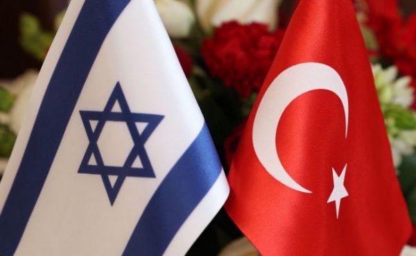 Ρωσικό δημοσίευμα: Η Τουρκία εξομαλύνει τις σχέσεις με το Ισραήλ για να χτυπήσει την Ελλάδα